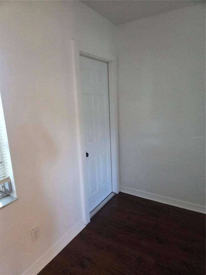 5051 75th Ave N #2 - Photo 4 of 11