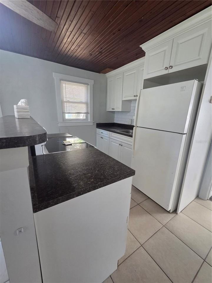 5519 43rd St N - Photo 7 of 12