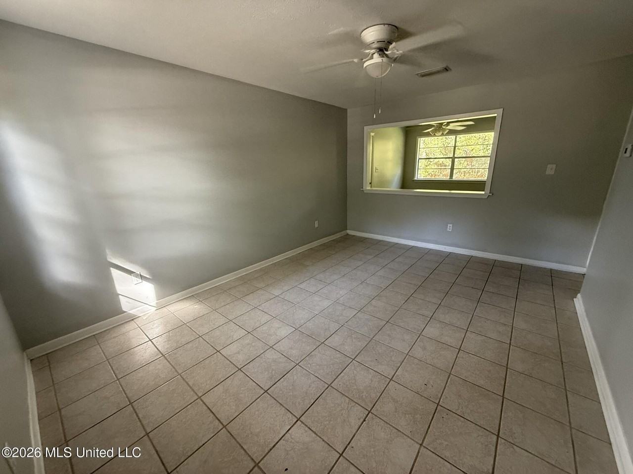 2634 Ridgeway Dr - Photo 5 of 21