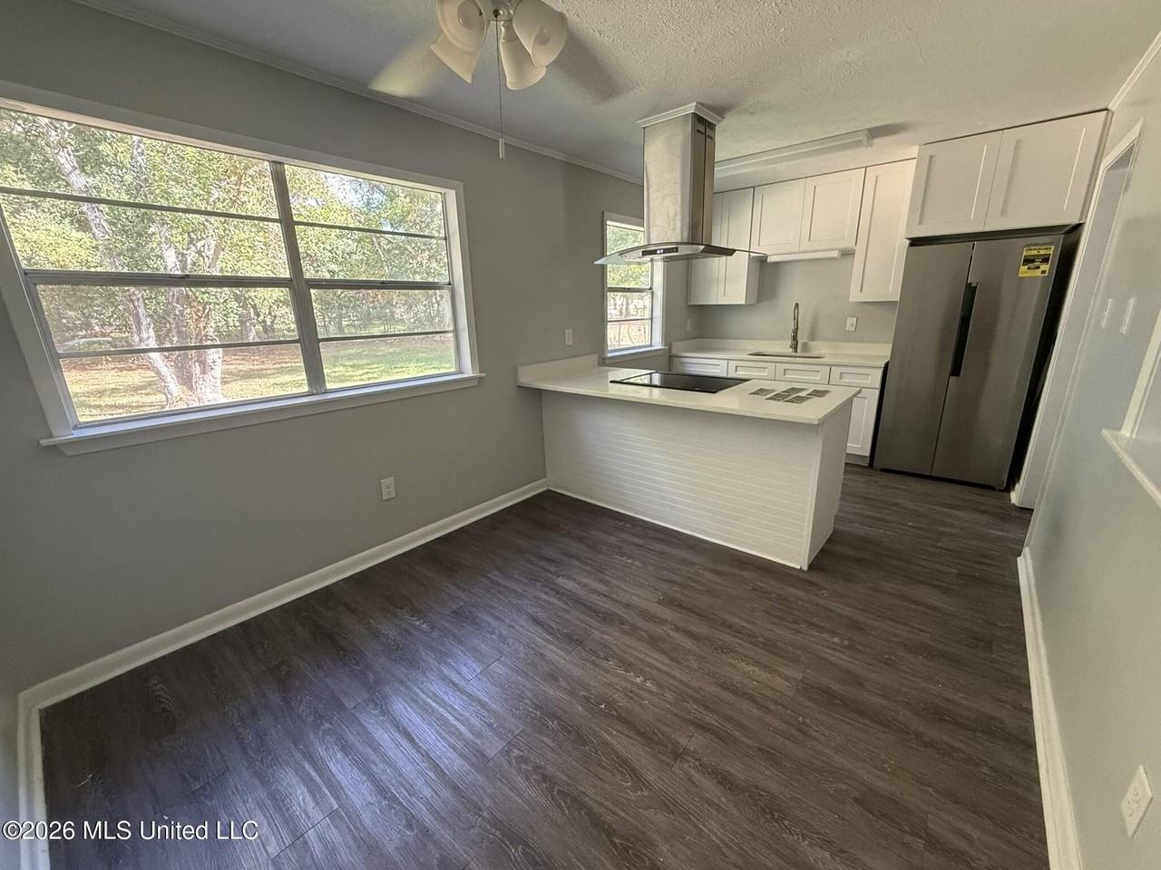 2634 Ridgeway Dr - Photo 6 of 21