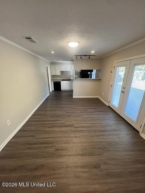 5812 Cypress Trl - Photo 3 of 13