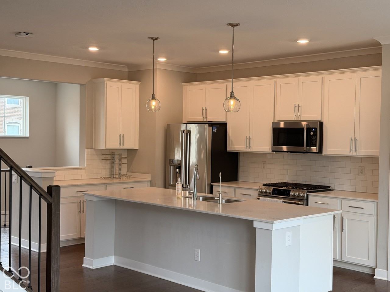 315 Fairfax Way - Photo 3 of 22