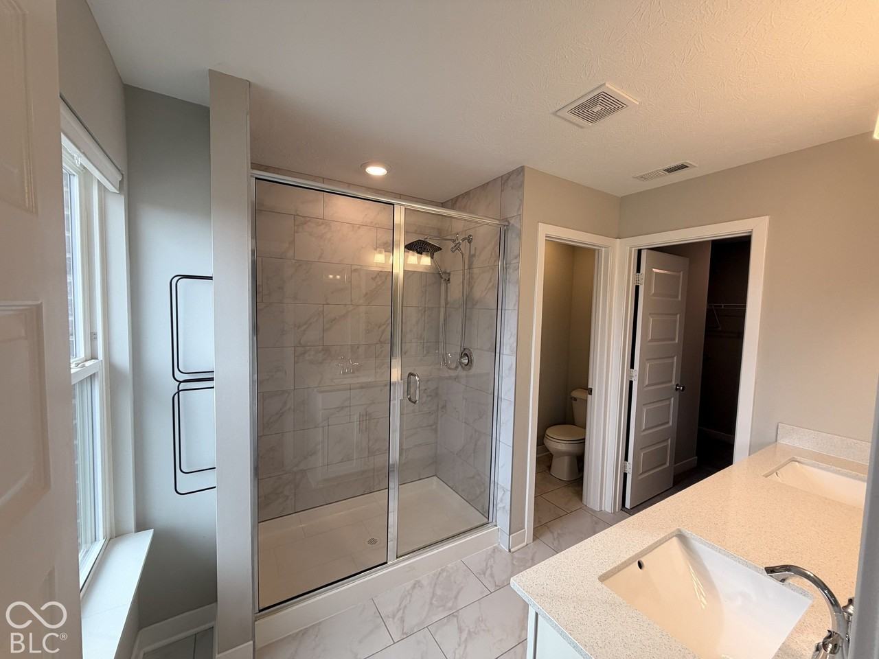 315 Fairfax Way - Photo 5 of 22