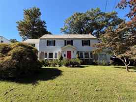 329 Grandview Blvd - Photo 1 of 1