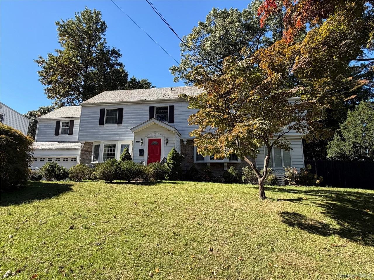 329 Grandview Blvd - Photo 2 of 27