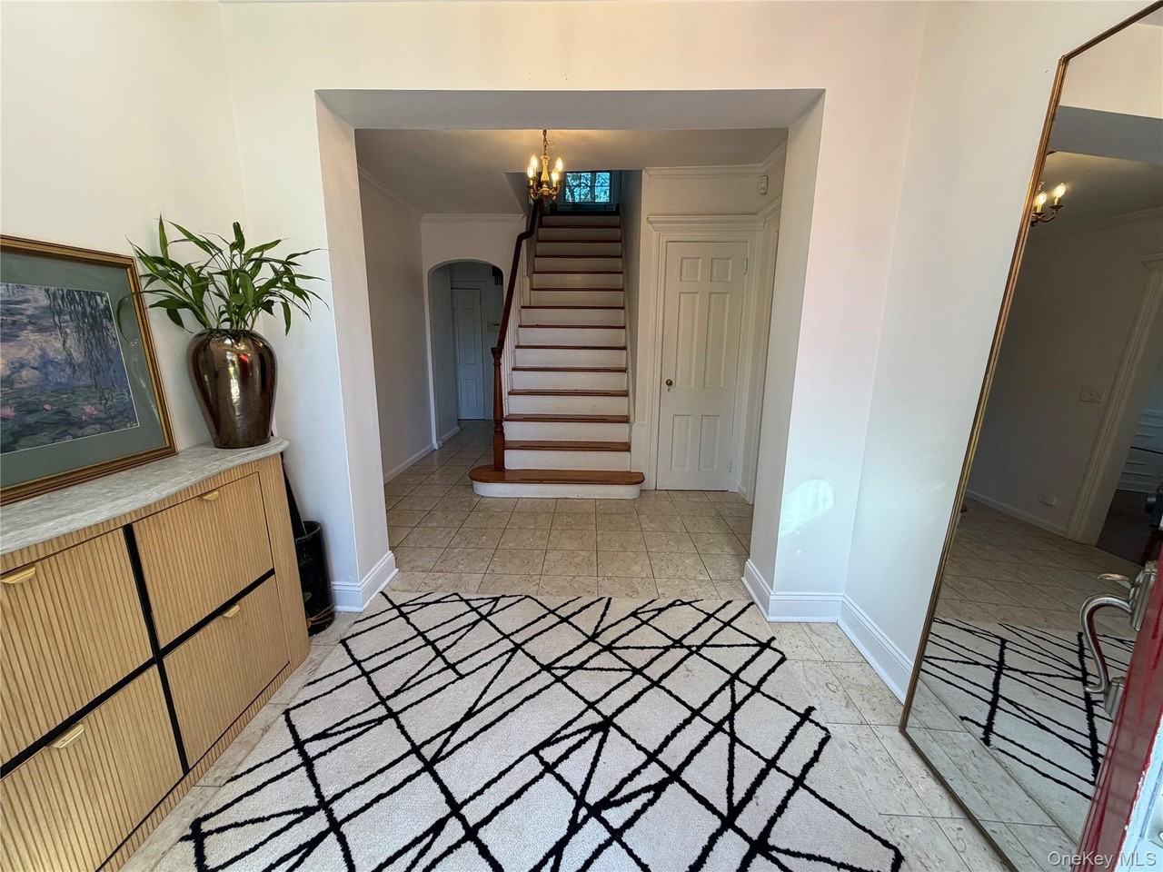329 Grandview Blvd - Photo 4 of 27