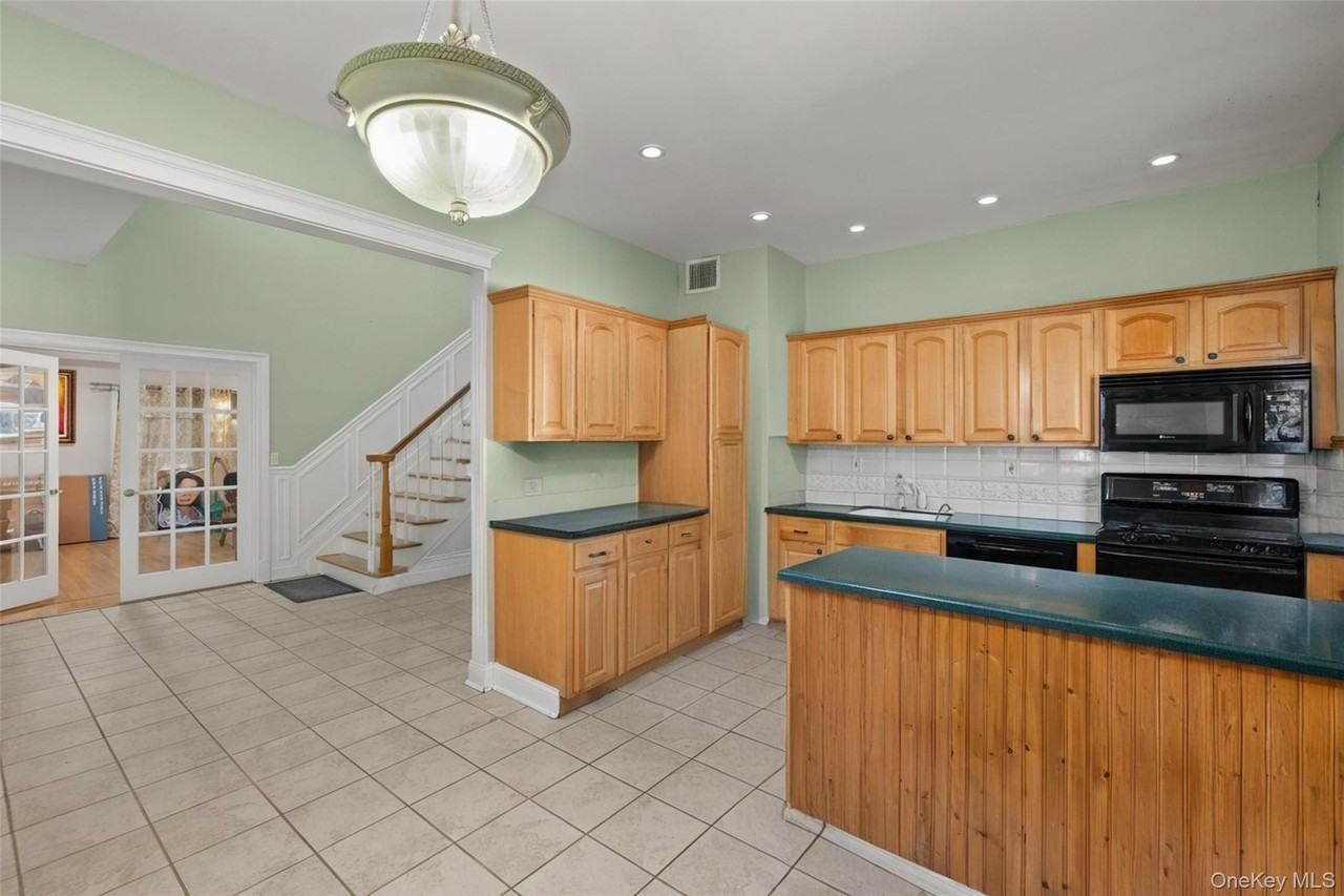 46 Garden City St - Photo 6 of 21
