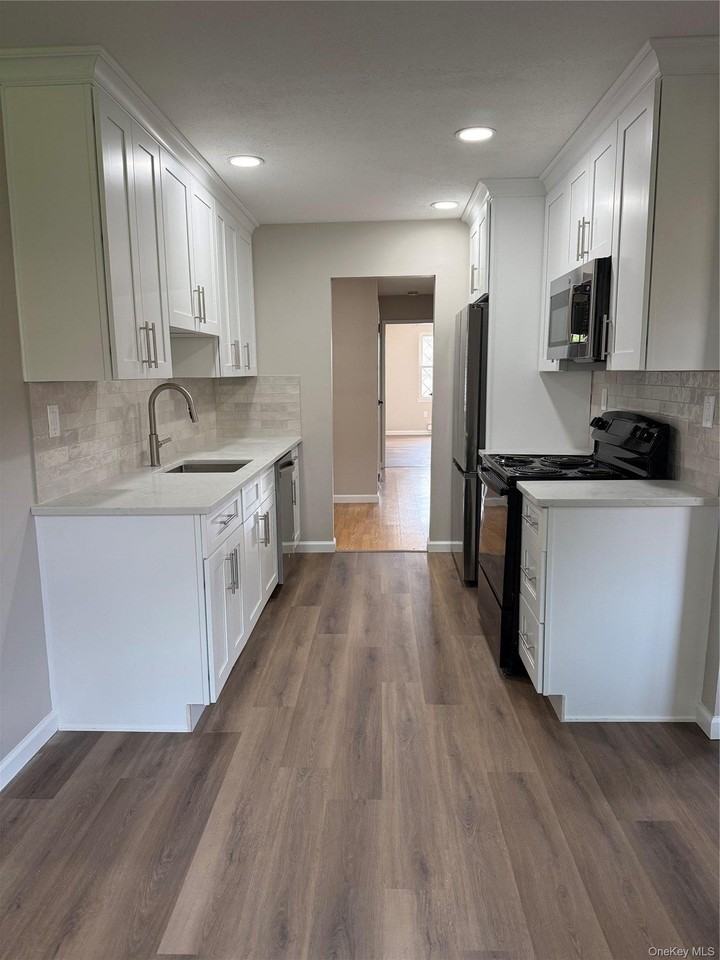 571 Sierra Vista Ln - Photo 5 of 18