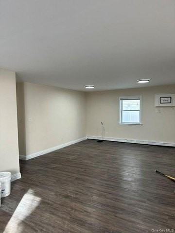 215 E Walnut St #1 - Photo 2 of 17
