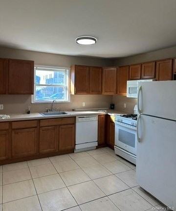 215 E Walnut St #1 - Photo 3 of 17