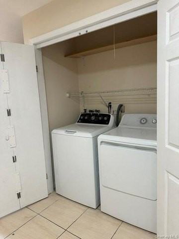 215 E Walnut St #1 - Photo 4 of 17