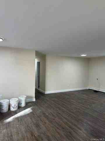215 E Walnut St #1 - Photo 5 of 17