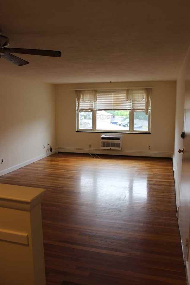31 Warren St #2-4 - Photo 2 of 16