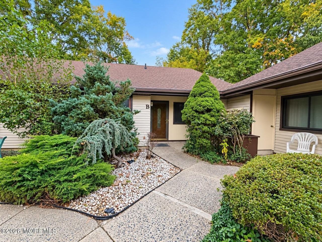 132 Amberly Dr #B - Photo 2 of 20