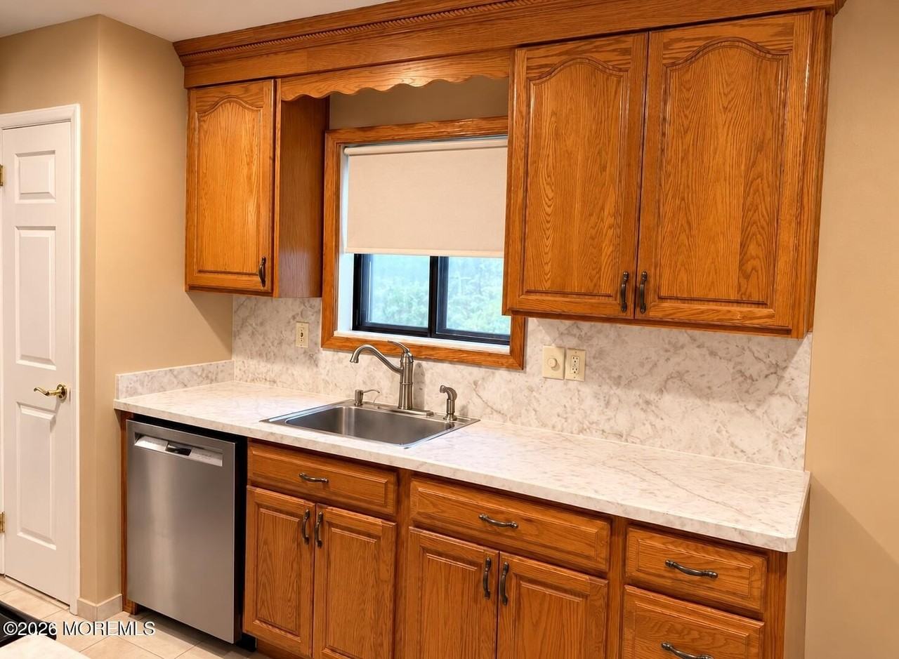 132 Amberly Dr #B - Photo 6 of 20
