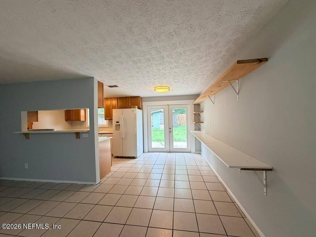 1482 Pawnee St - Photo 6 of 19