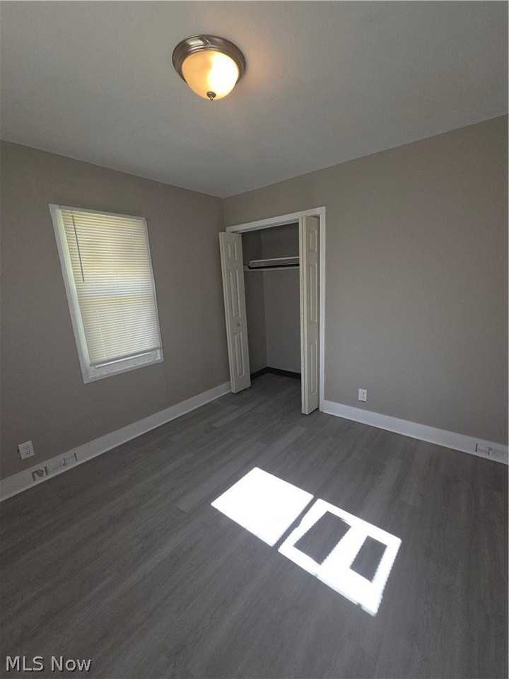 3276 E 145th St - Photo 5 of 13