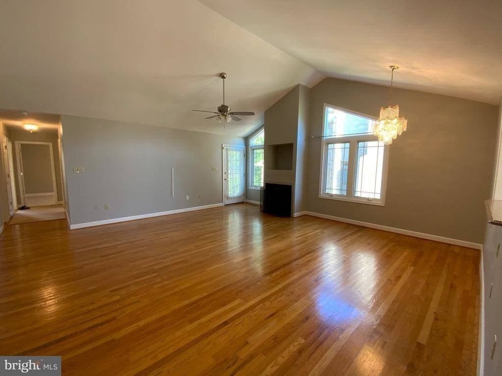 148 Fairground Rd - Photo 2 of 16