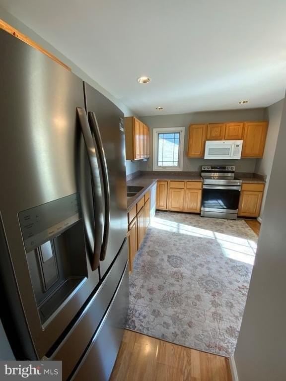 148 Fairground Rd - Photo 5 of 16