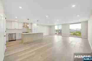 1077 River Rd #602 - Photo 1 of 1