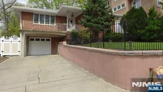 469 Westview Ave - Photo 1 of 1