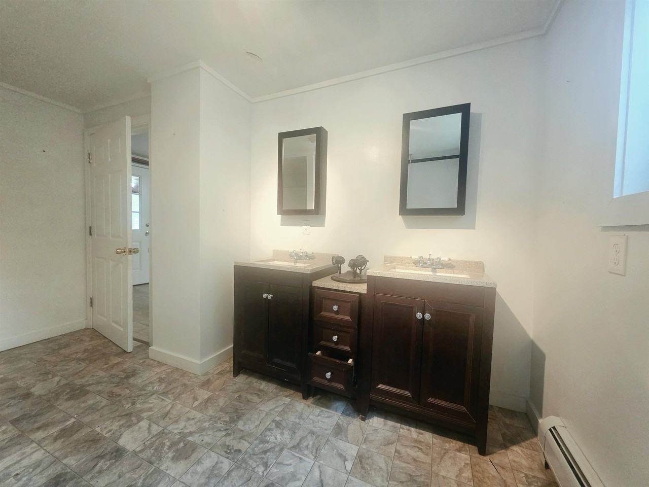 15 Skinner St - Photo 5 of 6