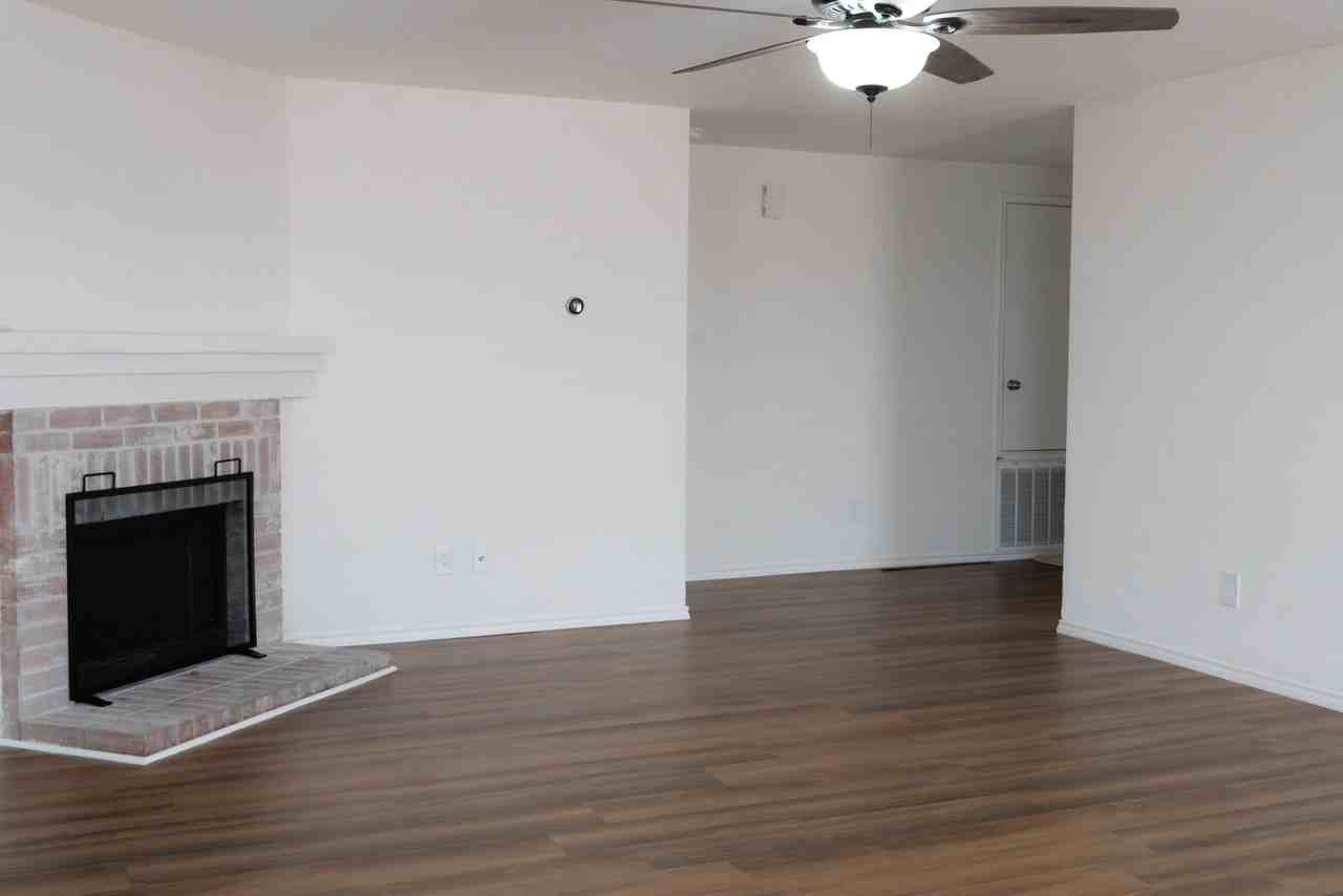 3883 Fox Run Dr - Photo 7 of 8