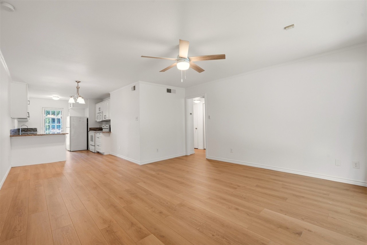 3929 Inwood Rd #2021 - Photo 7 of 22
