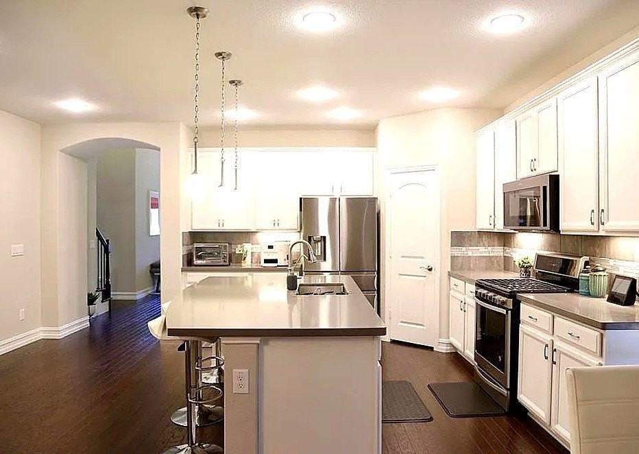 2237 Candler Club Way - Photo 2 of 8