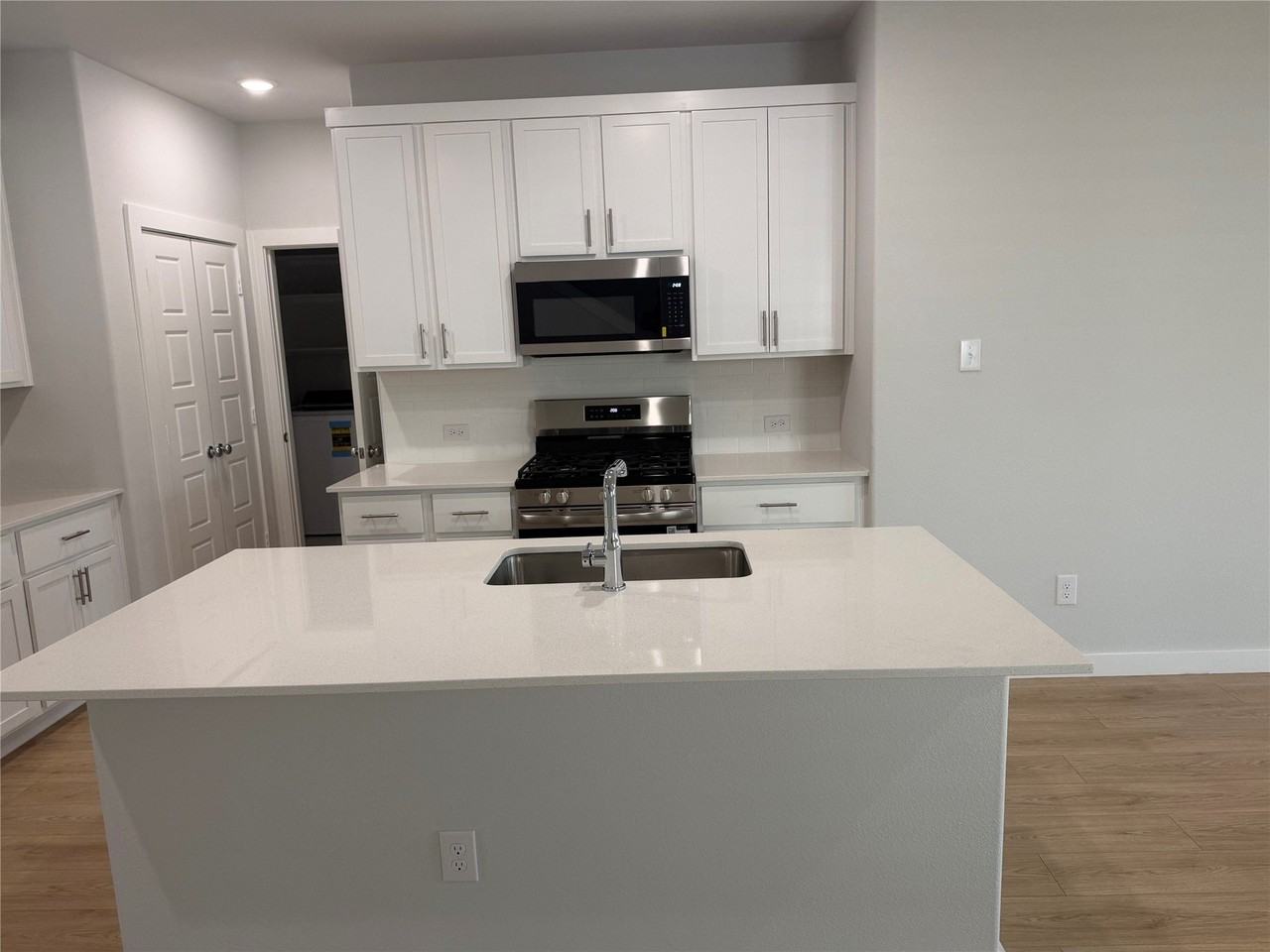 716 Knox River Dr - Photo 3 of 15