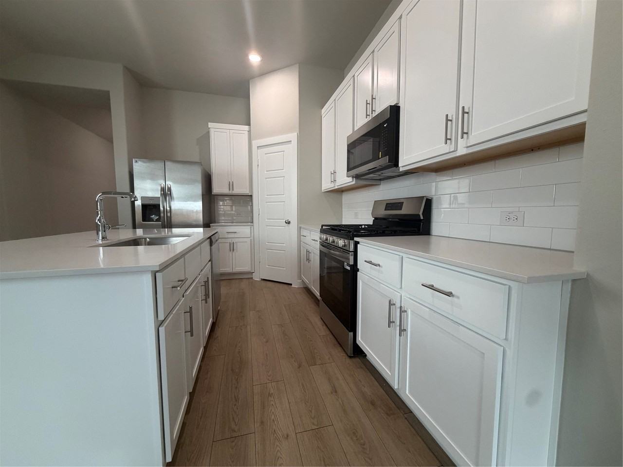 810 Knox River Dr - Photo 3 of 11