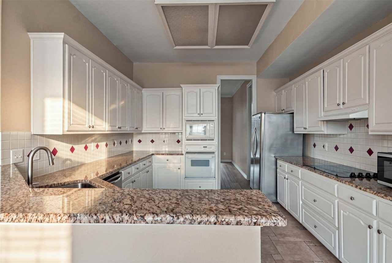 2105 Glendale Dr - Photo 7 of 28