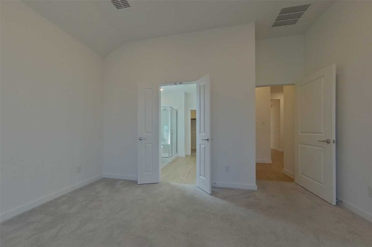 448 Lone Star Dr - Photo 6 of 20