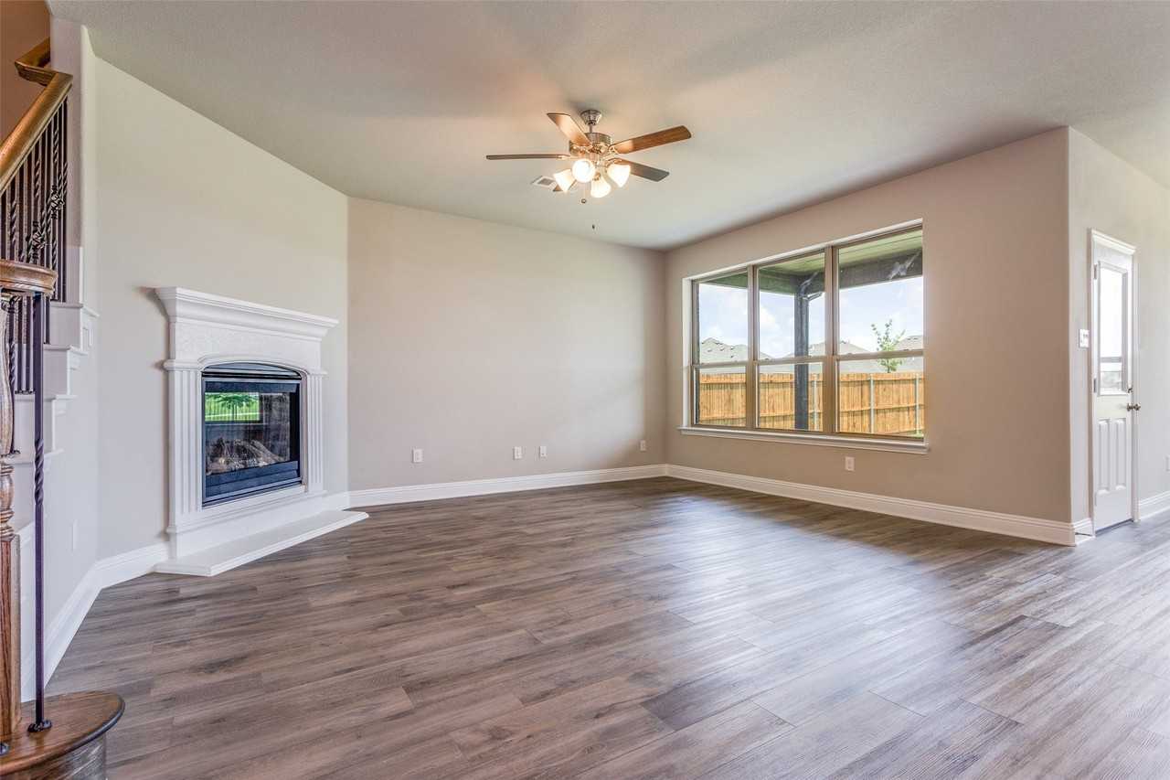 2921 Pronghorn Dr - Photo 6 of 35
