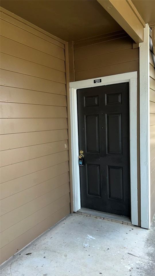 3611 W Northgate Dr #120 - Photo 3 of 17
