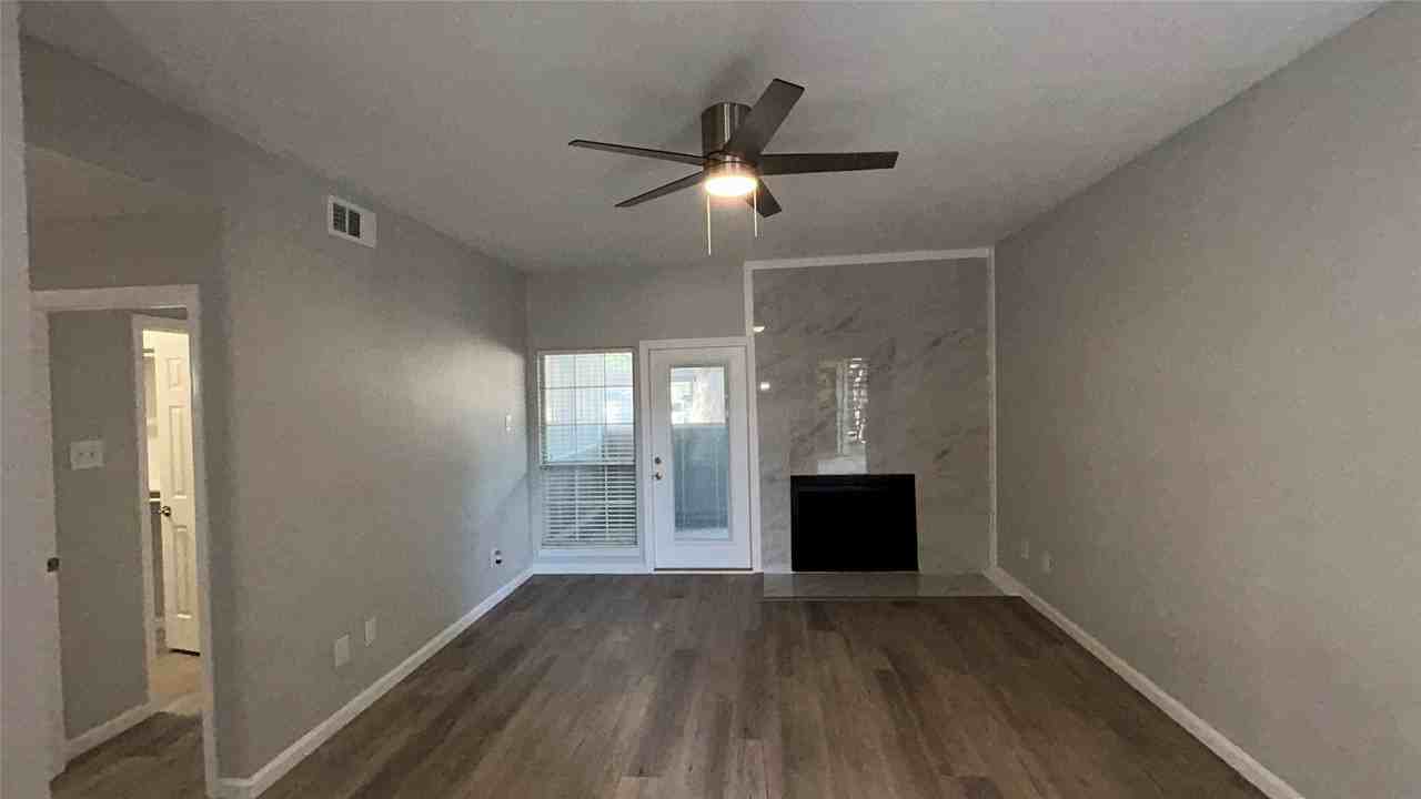 3611 W Northgate Dr #120 - Photo 4 of 17
