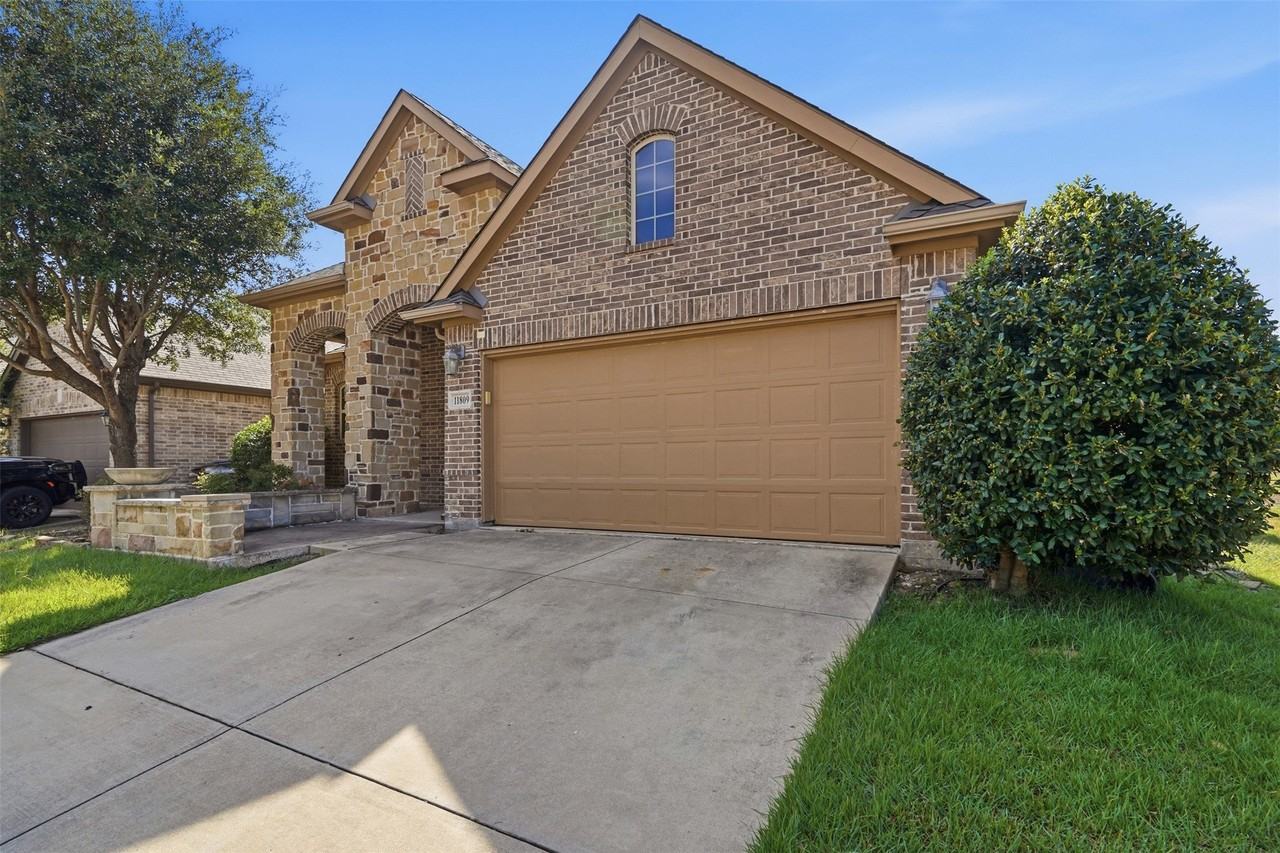 11809 Bertram Rd - Photo 4 of 37