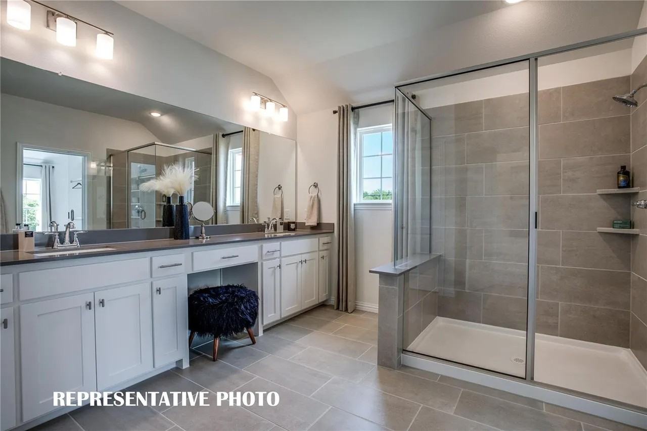 8869 Phoebe Rd - Photo 4 of 13