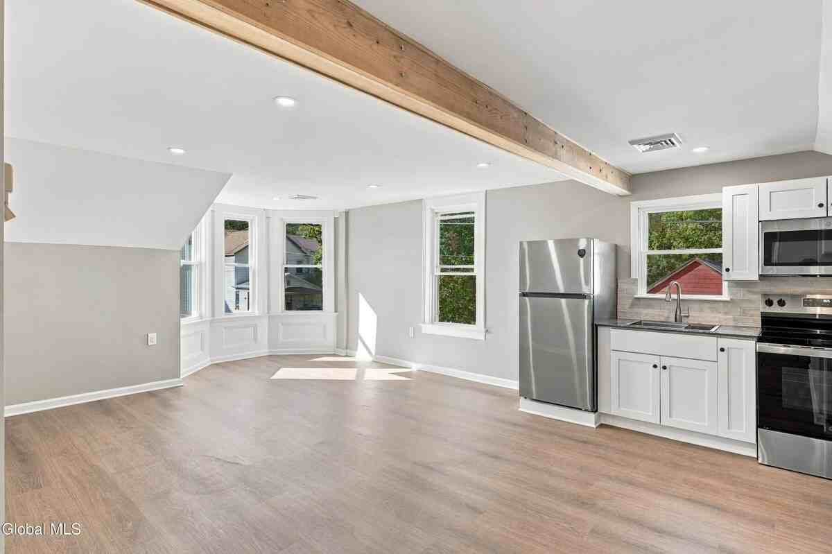 56 Van Buren St #2 - Photo 4 of 15