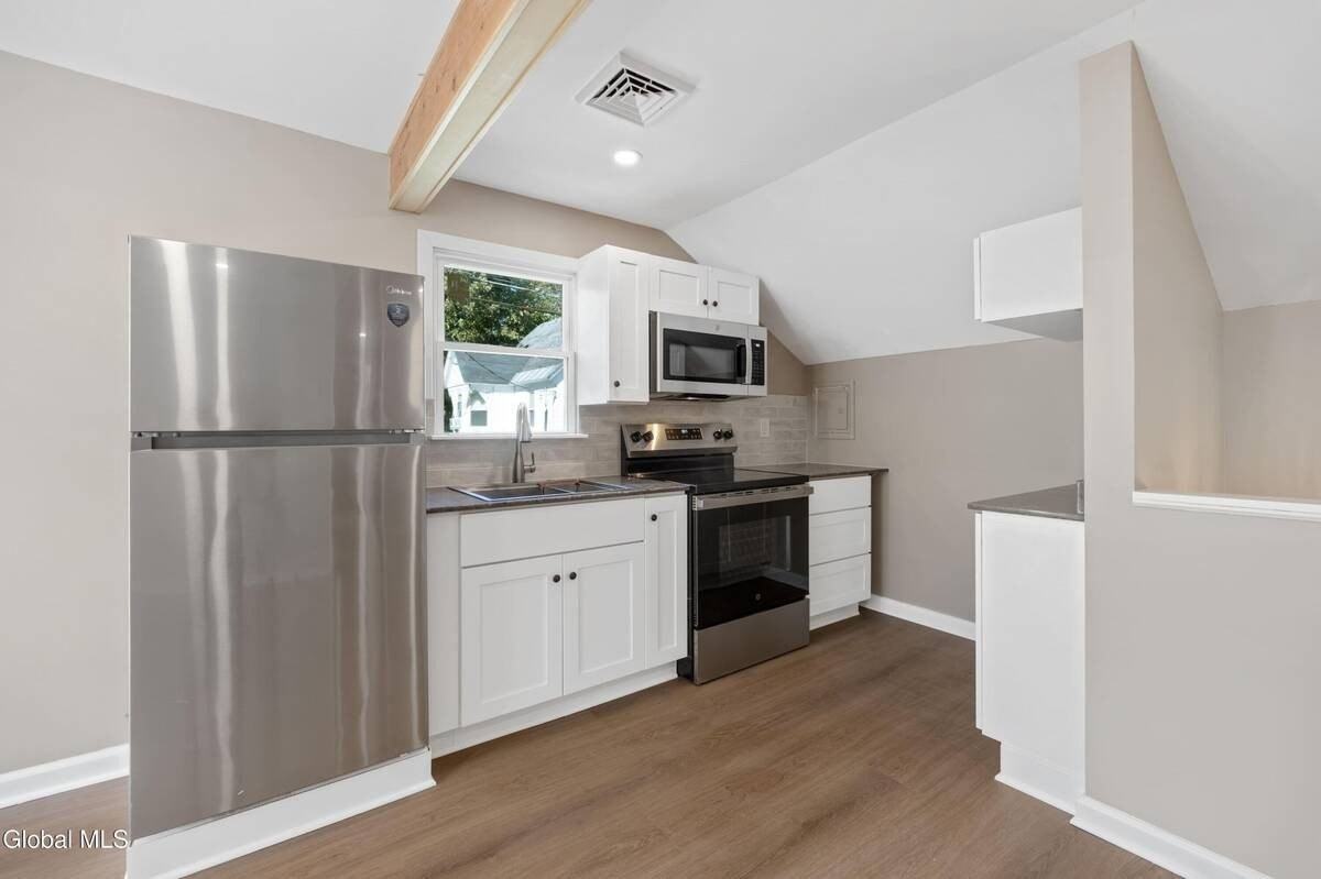 56 Van Buren St #2 - Photo 7 of 15