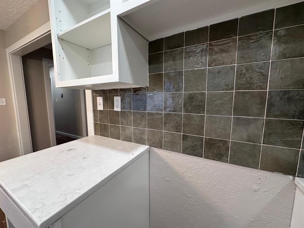 505 Clearview Dr - Photo 4 of 12
