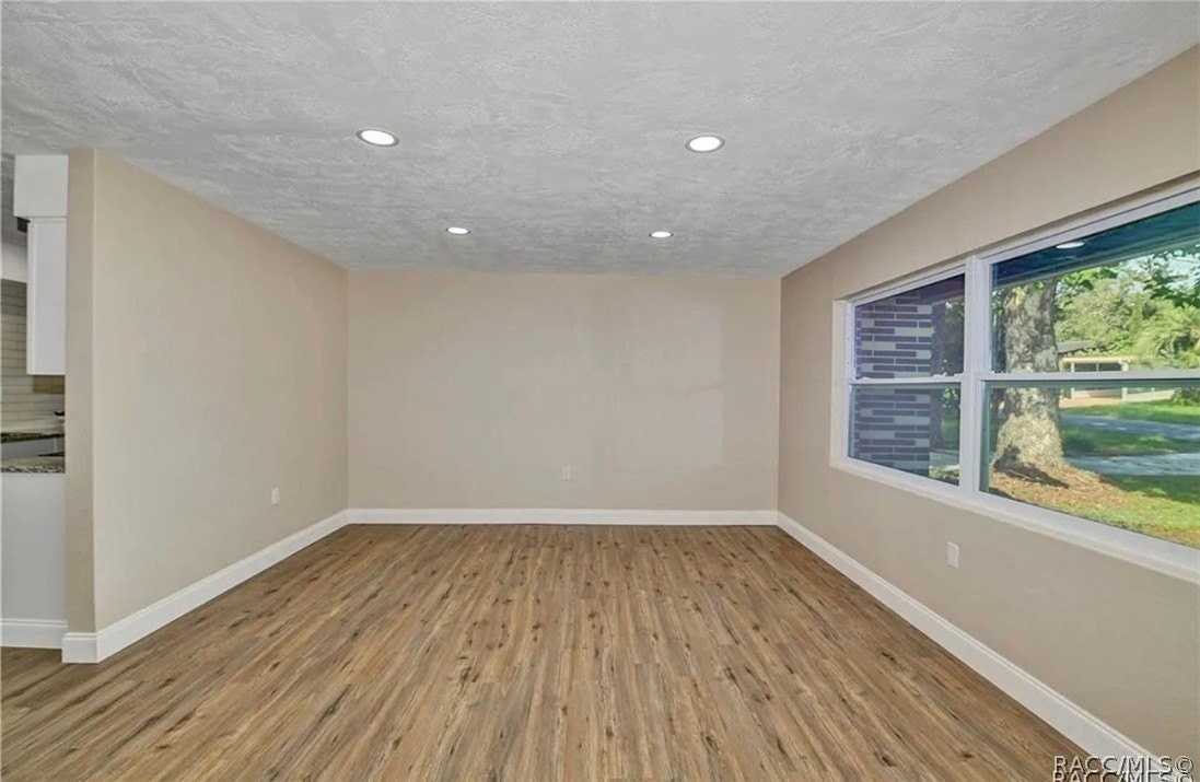59 S Osceola St - Photo 5 of 25