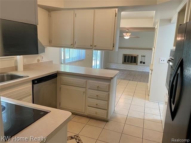 20360 Wildhern St - Photo 5 of 46