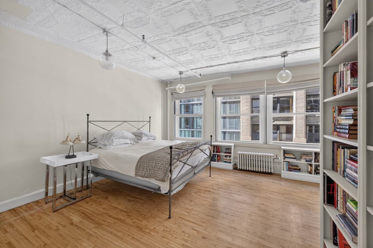 143 W 27th St - Photo 6 of 10