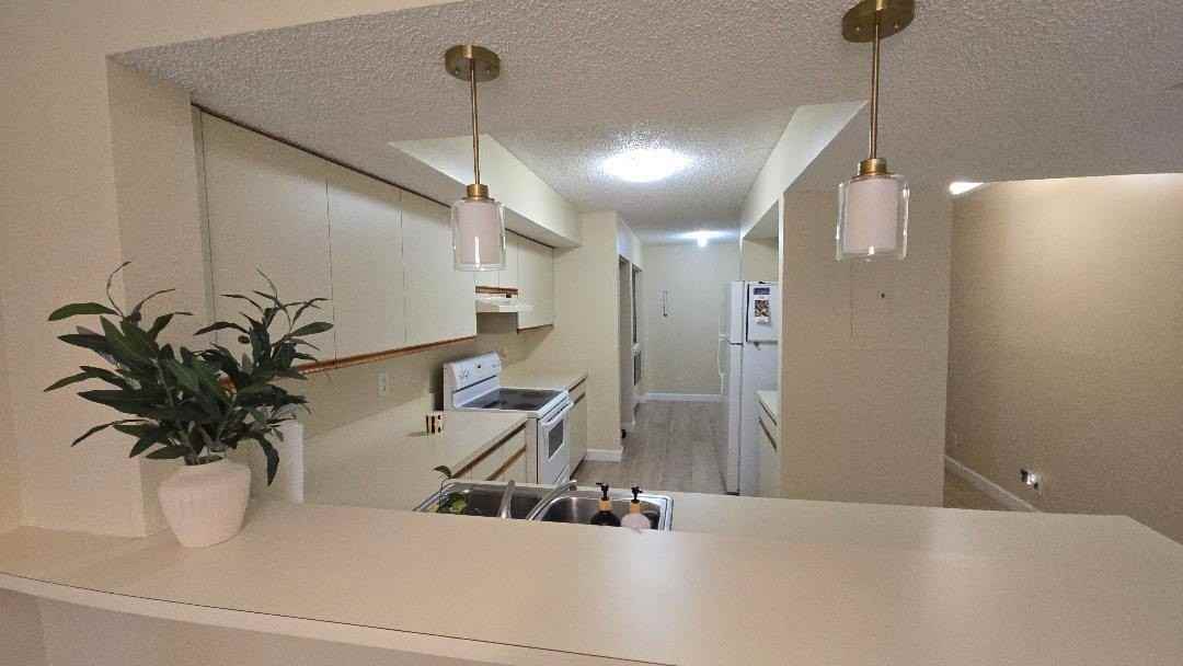 8316 Nw 24th St #8316 - Photo 7 of 21