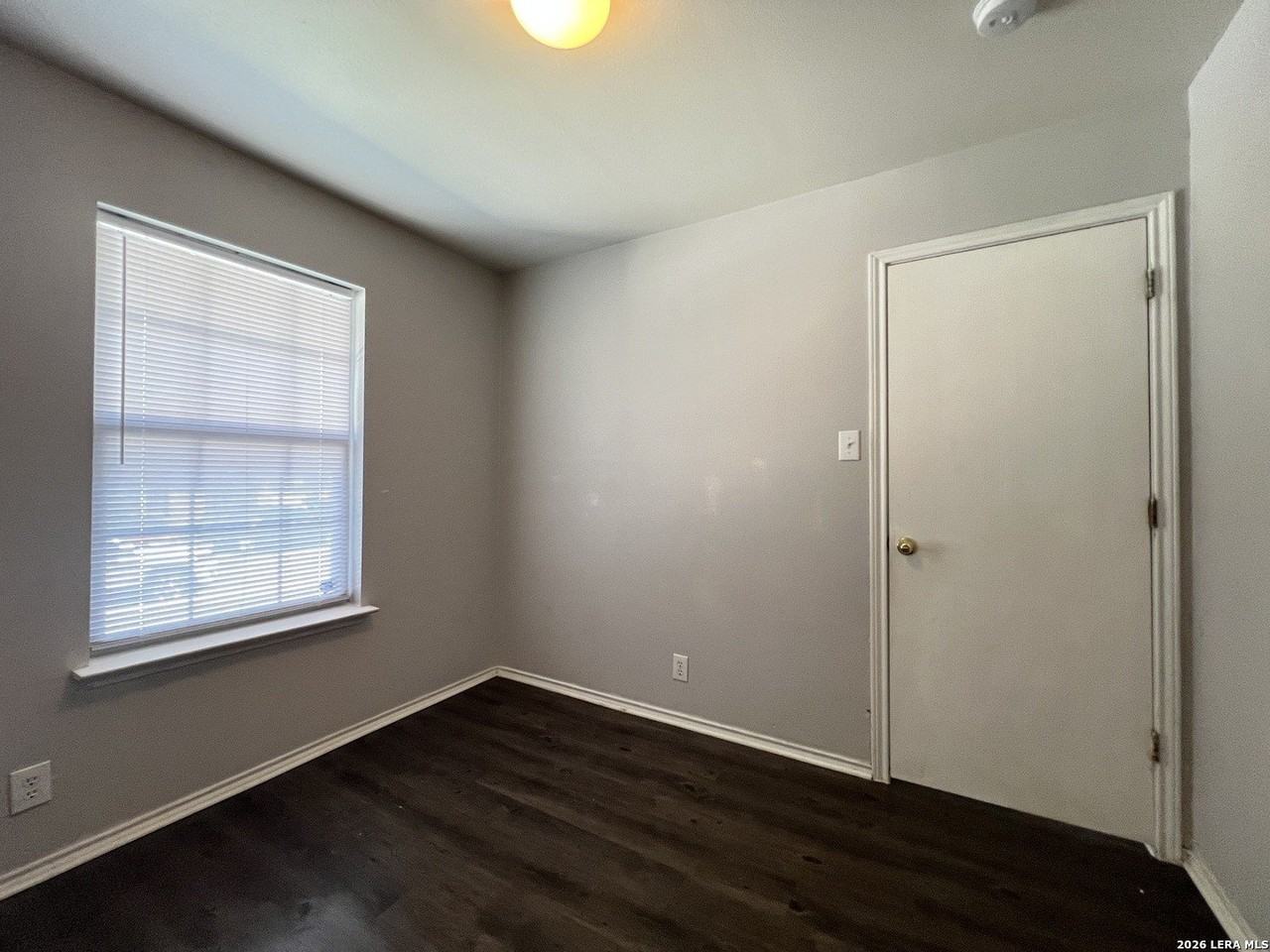 10618 N Shaenridge - Photo 6 of 23