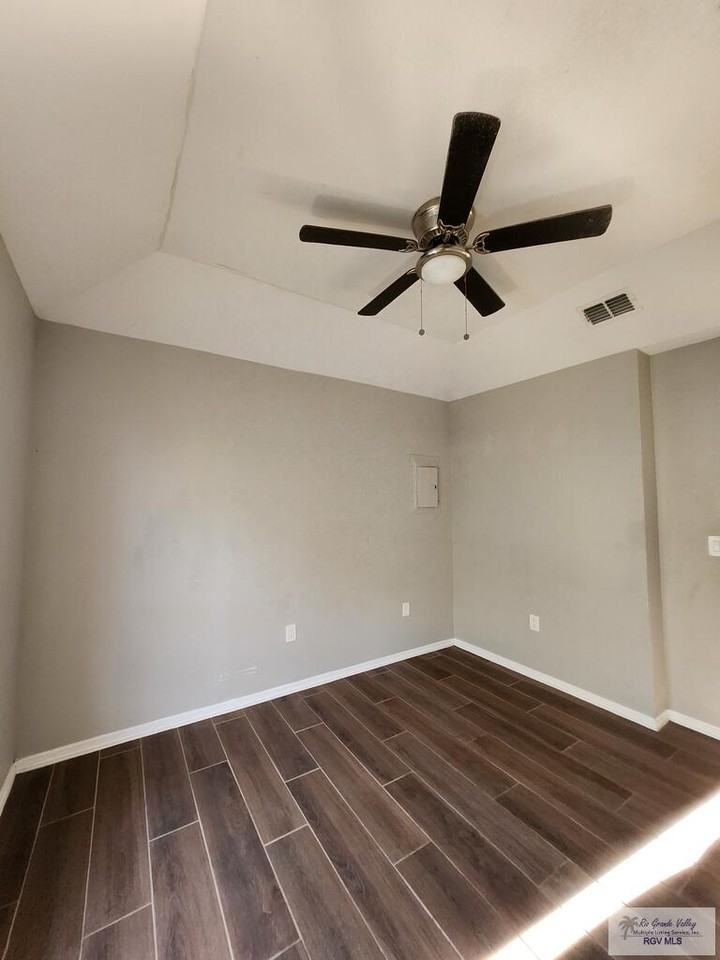 5430 Villa Del Angeles - Photo 7 of 23