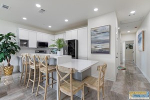 featured image of 116 E Cora Lee Dr #C