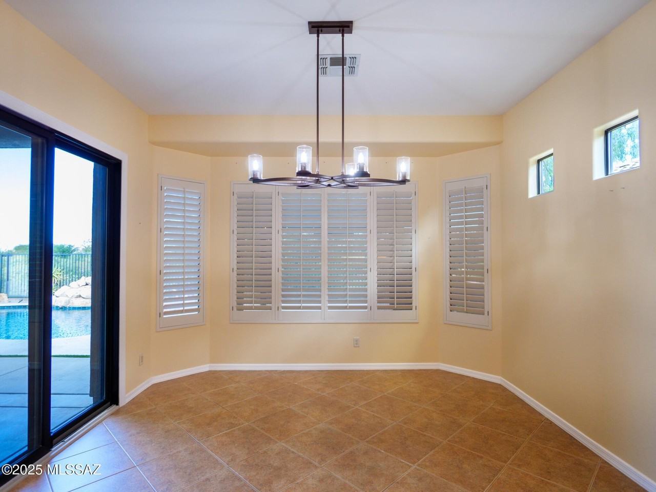 13065 N High Hawk Dr - Photo 7 of 26