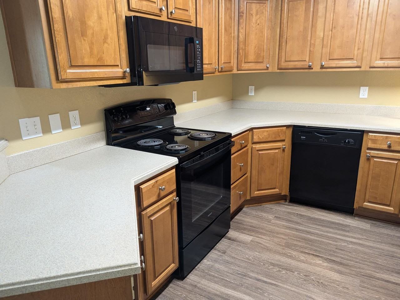 1673 Quazar Rd - Photo 6 of 24